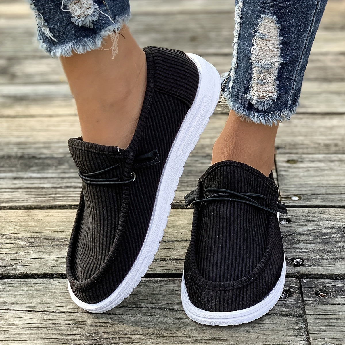 Stylish Women's Loafers - Ultra-Lightweight, Breathable, Comfortable Flat Slip-On Shoes with Soft Insoles, Perfect for Walking, Daily Casual Wear, and Travel - Low-Top, Elegant Design, Solid Colors