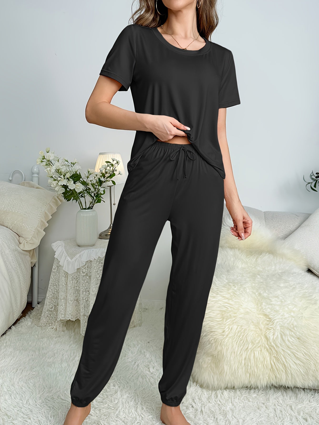 Cozy Solid Pajamas Set - Soft Short Sleeve Crew Neck Top & Comfortable Lounge Pants for Women's Sleepwear & Loungewear - Relaxing Nightwear for a Good Night's Sleep