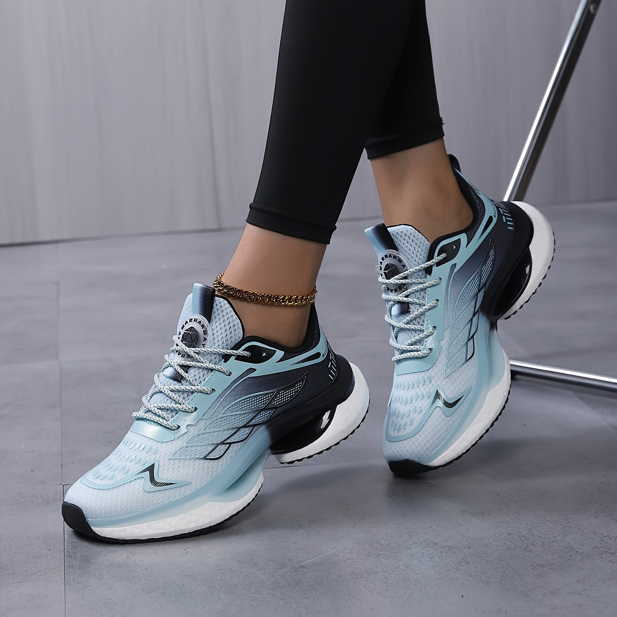 Lightweight Mesh Low Top Round Toe Sports Shoes - Breathable, Comfortable, and Casual Lace Up Sneakers for Outdoor Activities - Spring All-Season Wear