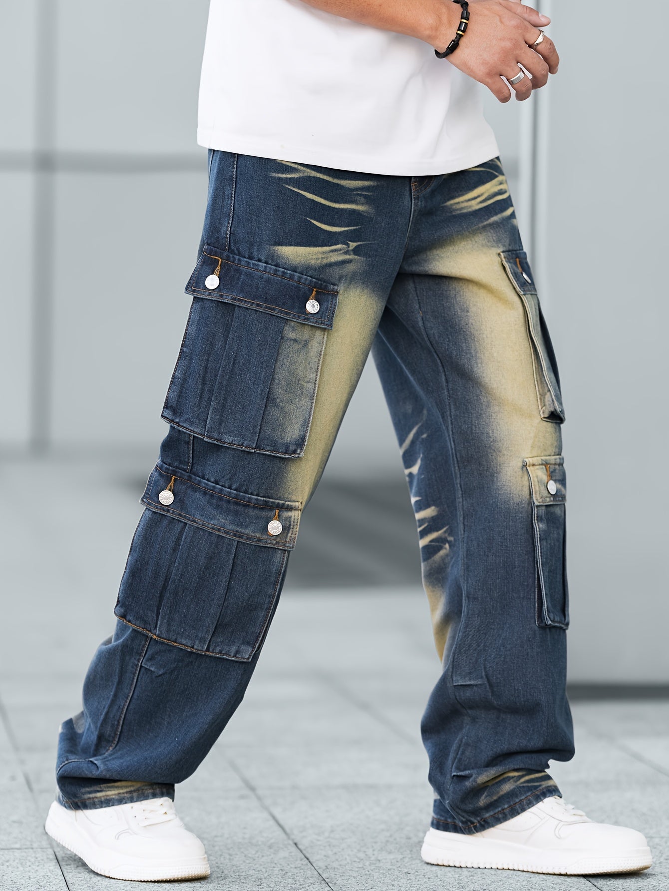 Stylish Loose Fit Wide Leg Jeans - Men's Comfy Denim Cargo Pants with Multiple Pockets for Street Style Fashion - Comfortable, Relaxed, and Fashionable Pants for Everyday Wear