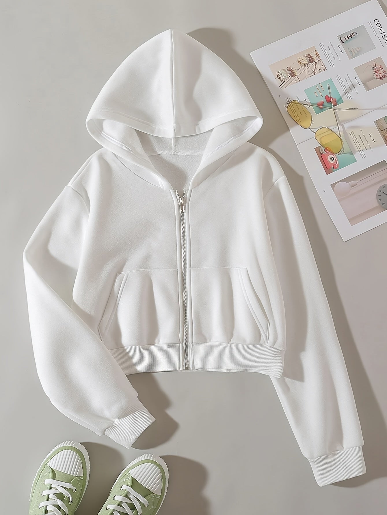 Women's Solid Color Zip-Up Hoodie, Cropped Long Sleeve Casual Sports Jacket, Fall/Winter Plush-Lined Thickened Kangaroo Pocket Sweatshirt