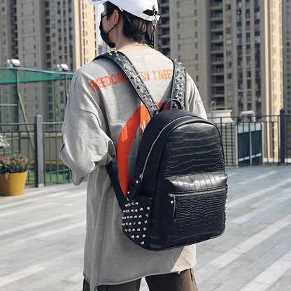 eybag Fashion rivets men backpack Large capacity Crocodile pattern man laptop backpack 15.6 Casual Travel bag pu leather Bagpack black