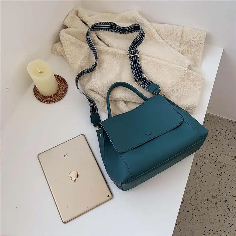 eybag Fashion Simply PU Leather Crossbody Bag For Women winter Solid Color Shoulder Messenger Bag Lady Chain Travel Small Handbag