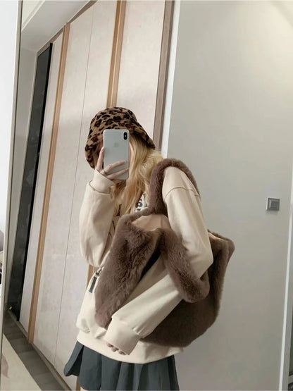 eybag Plush Tote Bag Women Autumn Vintage Fur Soft Large Capacity Coffee Shoulder Bag Female Retro Y2k Handbag Aesthetic