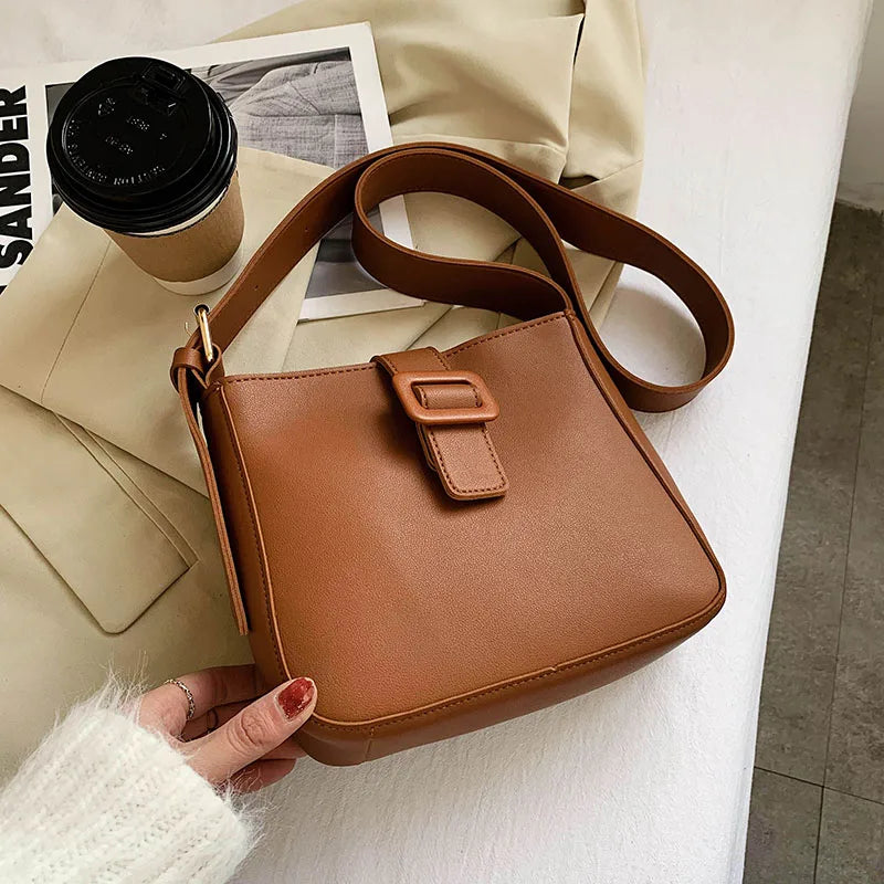 eybag Retro Messenger Bag New Women's Wide Shoulder Strap Underarm Bags High Quality Shoulder Bags Commuter Bags