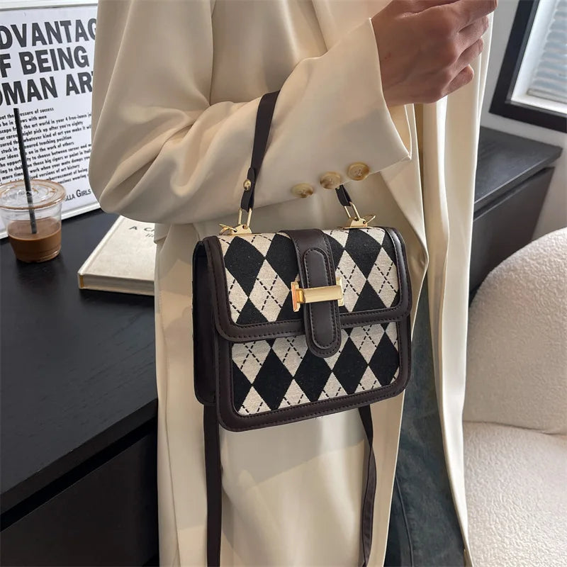 eybag New Retro Plaid Small Square Bags Fashionable Shoulder Handbags Ins Checkered Crossbody Bags Fashionable Portable