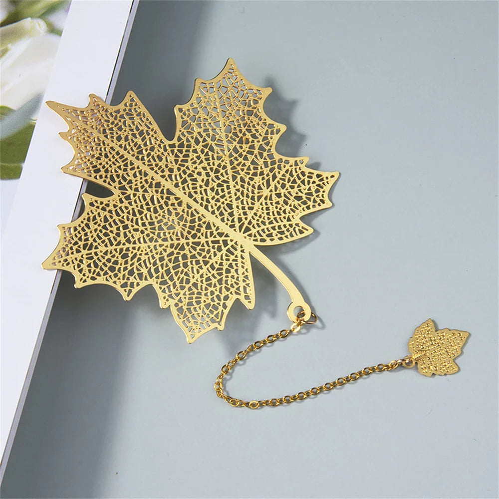 eybag Exquisite Leaf Shape Metal Bookmarks With Tassel Creative Ginkgo Lotus Leaves Book Mark Student Stationery Reading Supplies Gift