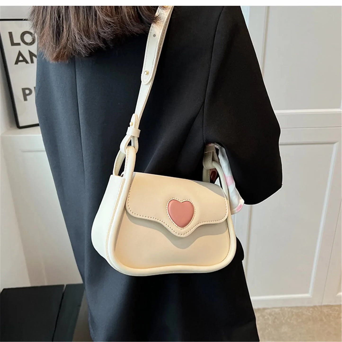 Waterproof,Lightweight,Business Casual Women's Mini Shoulder Bag With Pendant Solid Heart Clasp Lock Pebbled Women's Bag For Teen Girls Women College Students