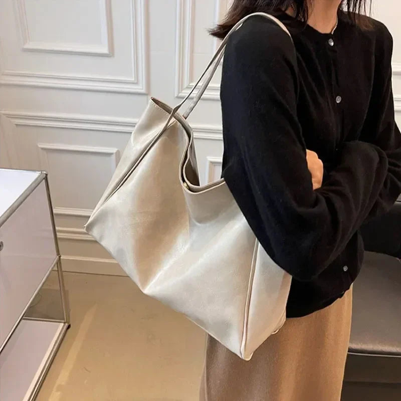 eybag Chic and Versatile Shoulder Tote: Perfect for Minimalistic Style