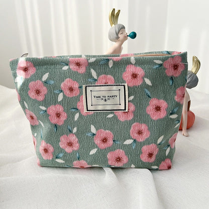 Lkblock Corduroy Embroidery Cosmetic Bag Clutch Bag Large Makeup Organizer Bags Korean Cosmetic Pouch Women Cute Toiletry Beauty Case