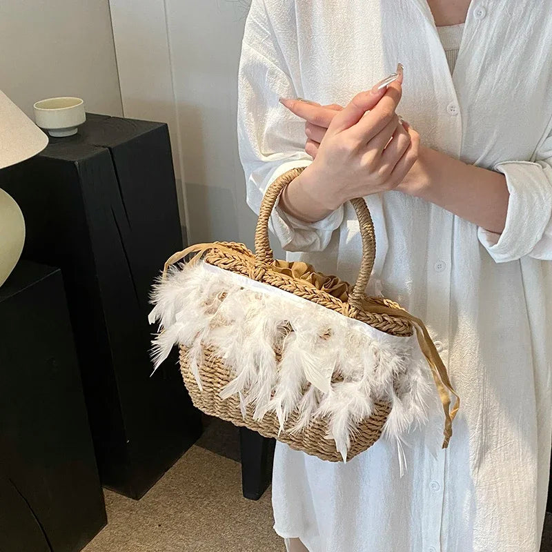 eybag Hot Selling Feather Rattan Woven Drawstring Women's Handbag 2024 Summer Fashion New Product Beach Vacation Niche Design