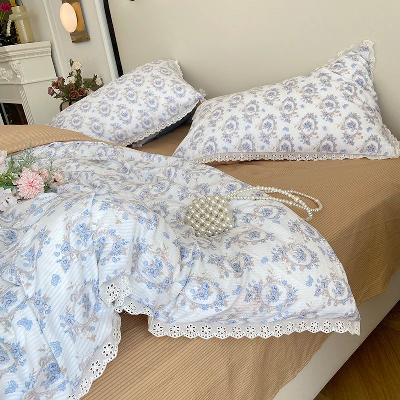 -Vintage Countryside Floral Lace Ruffles Duvet Cover Set, Pillowcases with Bed Sheet, Fitted Sheet, Girls Bedding Set