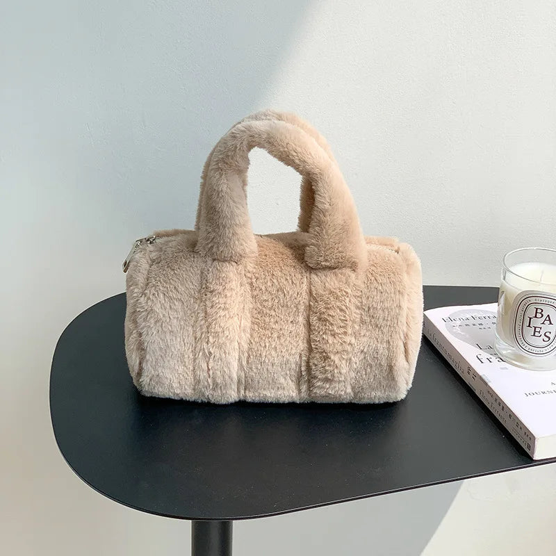 eybag Mini Barrel-shaped Purses and Handbags Winter Warm Plush Bags for Women Faux Fur Designer Bag Fluffy Soft Pillow Bag Lady Clutch