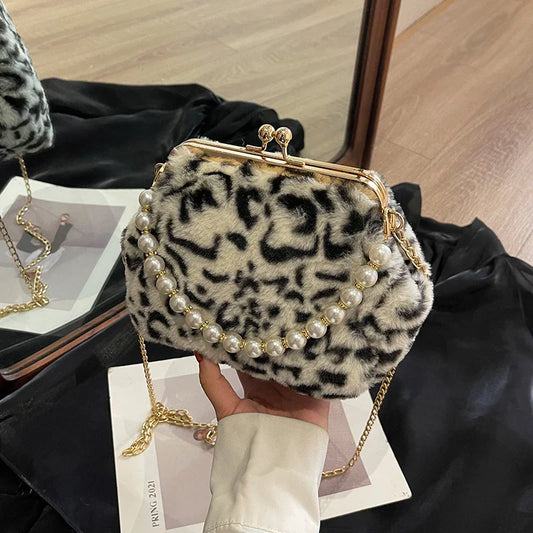 eybag Fashion Design Women's Dinner Bag Winter Plush Leopard Clutch Bag Chain Metal Clip one-shoulder Crossbody bag