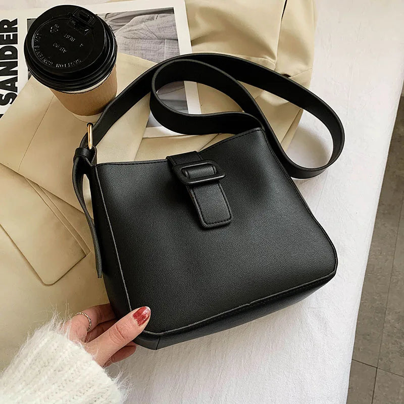 eybag Retro Messenger Bag New Women's Wide Shoulder Strap Underarm Bags High Quality Shoulder Bags Commuter Bags