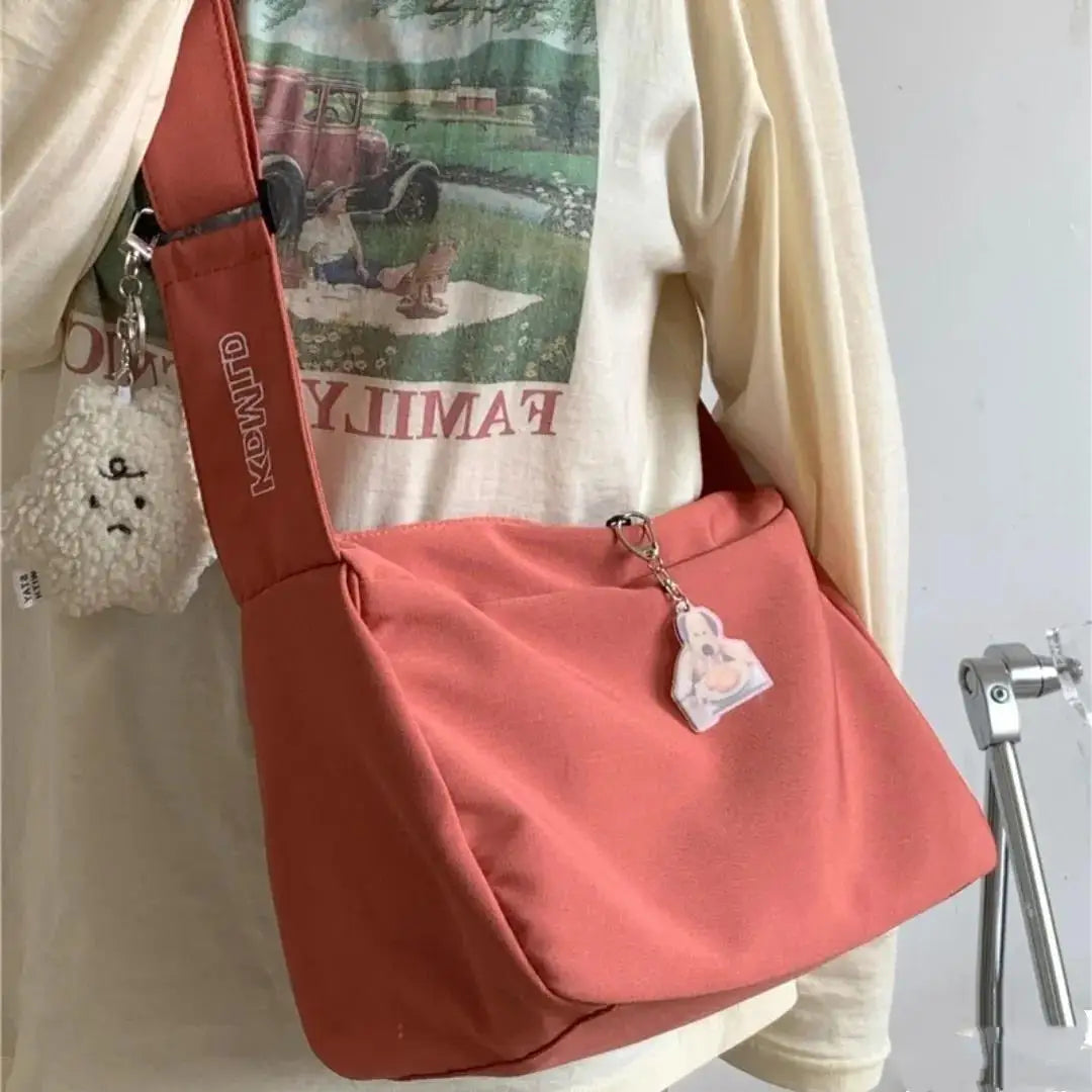 eybag Small Retro Street Shooting Simple and Large Capacity Crossbody Bag Women's Versatile One Shoulder Bag Classroom Commuter Bag