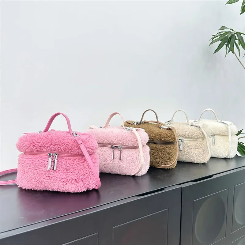 eybag Soft Plush Women's Designer Handbag Luxury Fluffy Shoulder Crossbody Bag Winter Faux Fur Bags for Women Small Warm Flap Purses