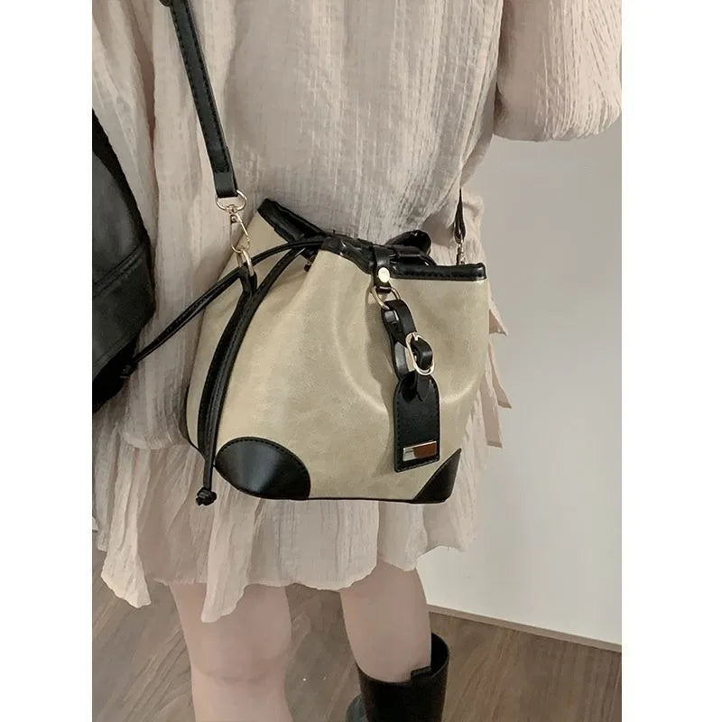 Lkblock Fashion Womens Shoulder Bag Korean Style Aesthetic Vintage Casual Small Bucket Bag 2024 Literary Ladies Designer Handbag