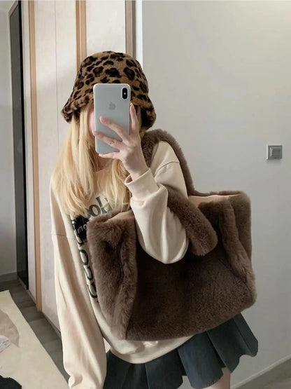 eybag Plush Tote Bag Women Autumn Vintage Fur Soft Large Capacity Coffee Shoulder Bag Female Retro Y2k Handbag Aesthetic