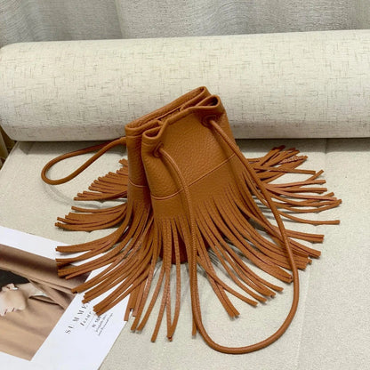 eybag Fashion Tassels Women Crossbody Bags Small Bucket Shoulder Bag for Ladies Handbg Soft PU Leather Femal Phones Messenger Bag