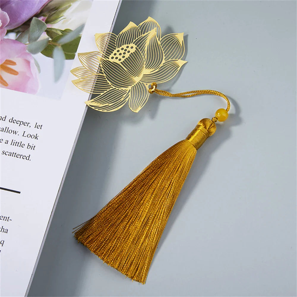 eybag Exquisite Hollow Metal Bookmarks Gold Color Leaf Vein Lotus Shape Book Marks With Tassel Stationery Student Reading Supplies