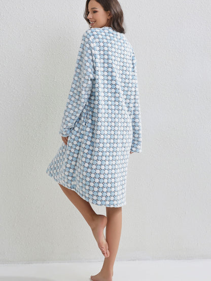 Cozy Long Sleeve Polka Dot Flannel Night Robe - Soft, Plush, and Warm Winter Sleepwear with Pocket for Women - Crew Neck, No Elasticity, Polyester Knit Fabric