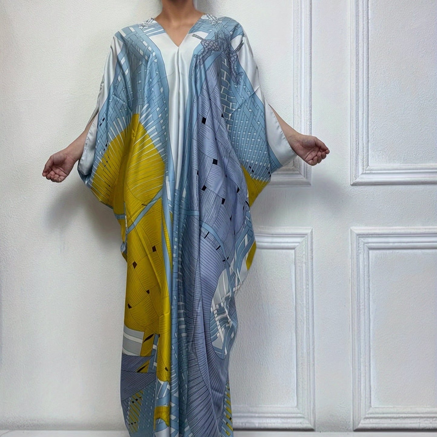 Chic Abstract Print V-neck Kaftan Dress - Flattering Batwing Sleeves, Loose Maxi Length, Versatile Cover Up for Women - A Fashionable Wardrobe Essential