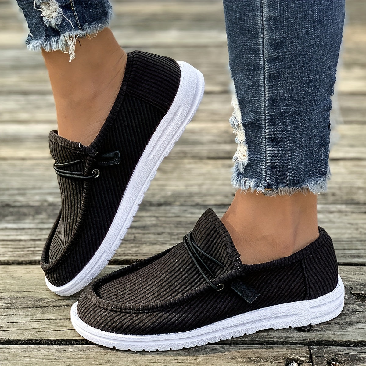 Stylish Women's Loafers - Ultra-Lightweight, Breathable, Comfortable Flat Slip-On Shoes with Soft Insoles, Perfect for Walking, Daily Casual Wear, and Travel - Low-Top, Elegant Design, Solid Colors