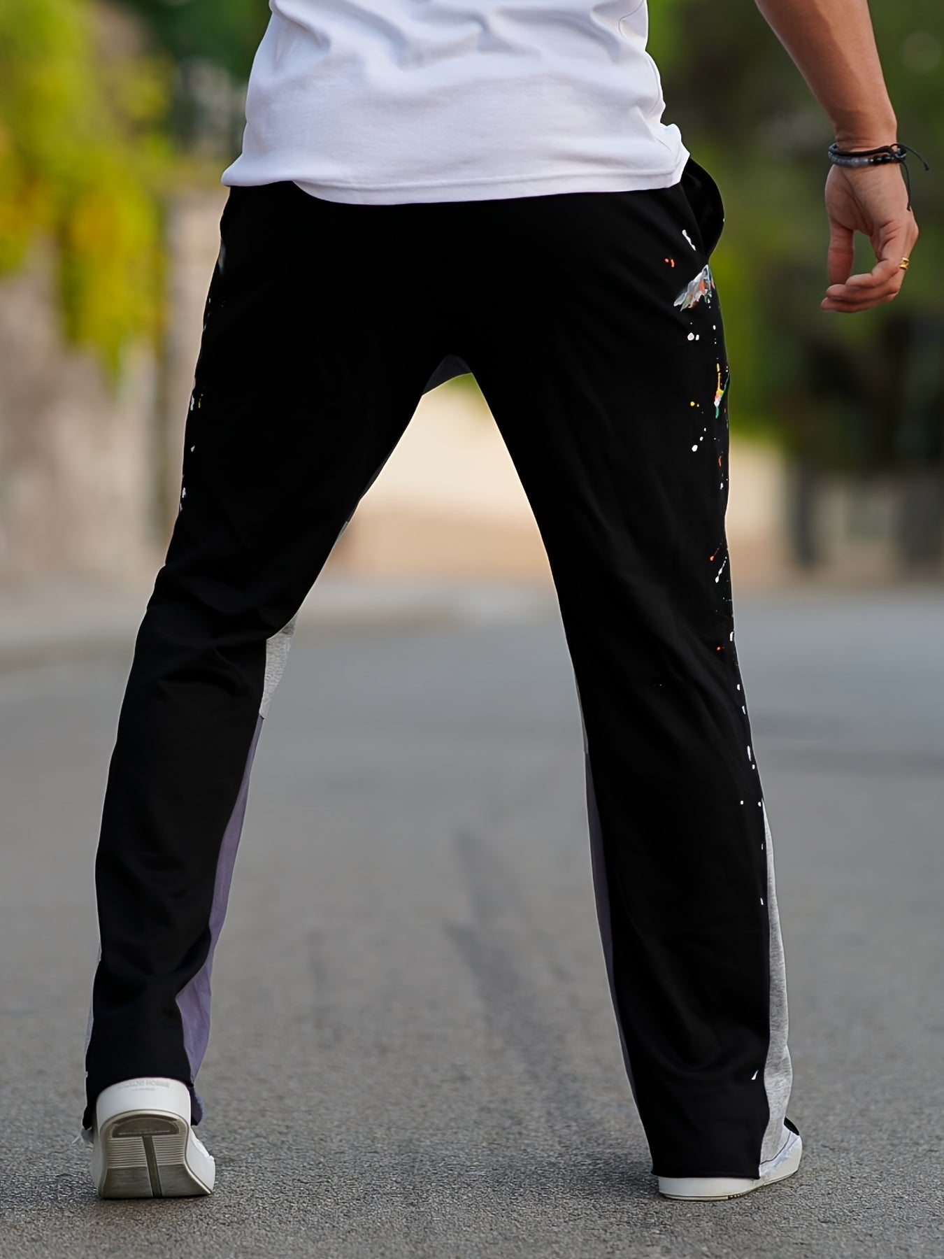 Stylish Loose Fit Casual Pants for Men - Comfortable Streetwear Design, Soft Fabric, Relaxed Silhouette, Perfect for Daily Wear - Trendy Fashion Essential